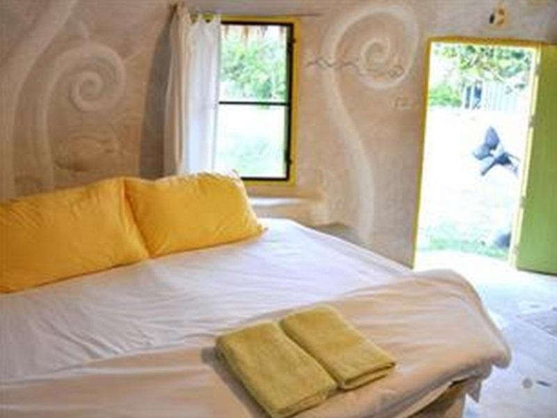 Hotel Naidee Sculptured Huts HHQ Exterior foto